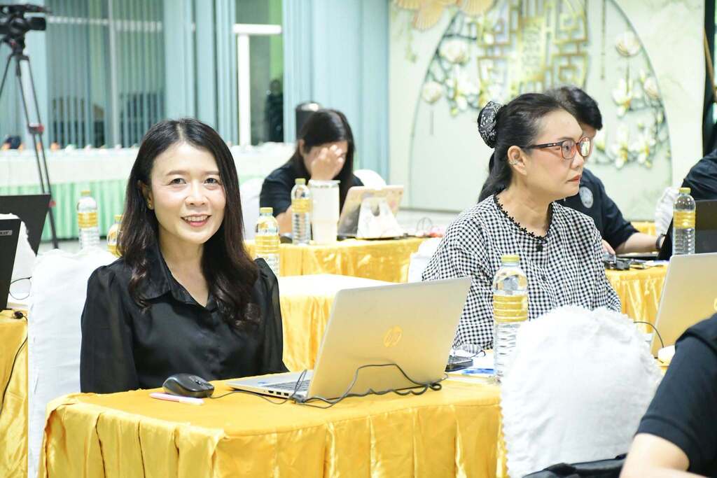8Jun10.jpg